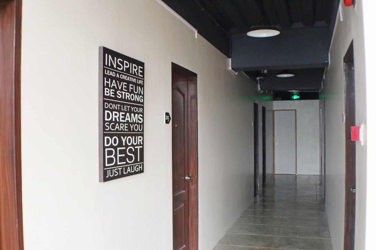 Aliria Bed And Breakfast Tagbilaran City Exterior photo