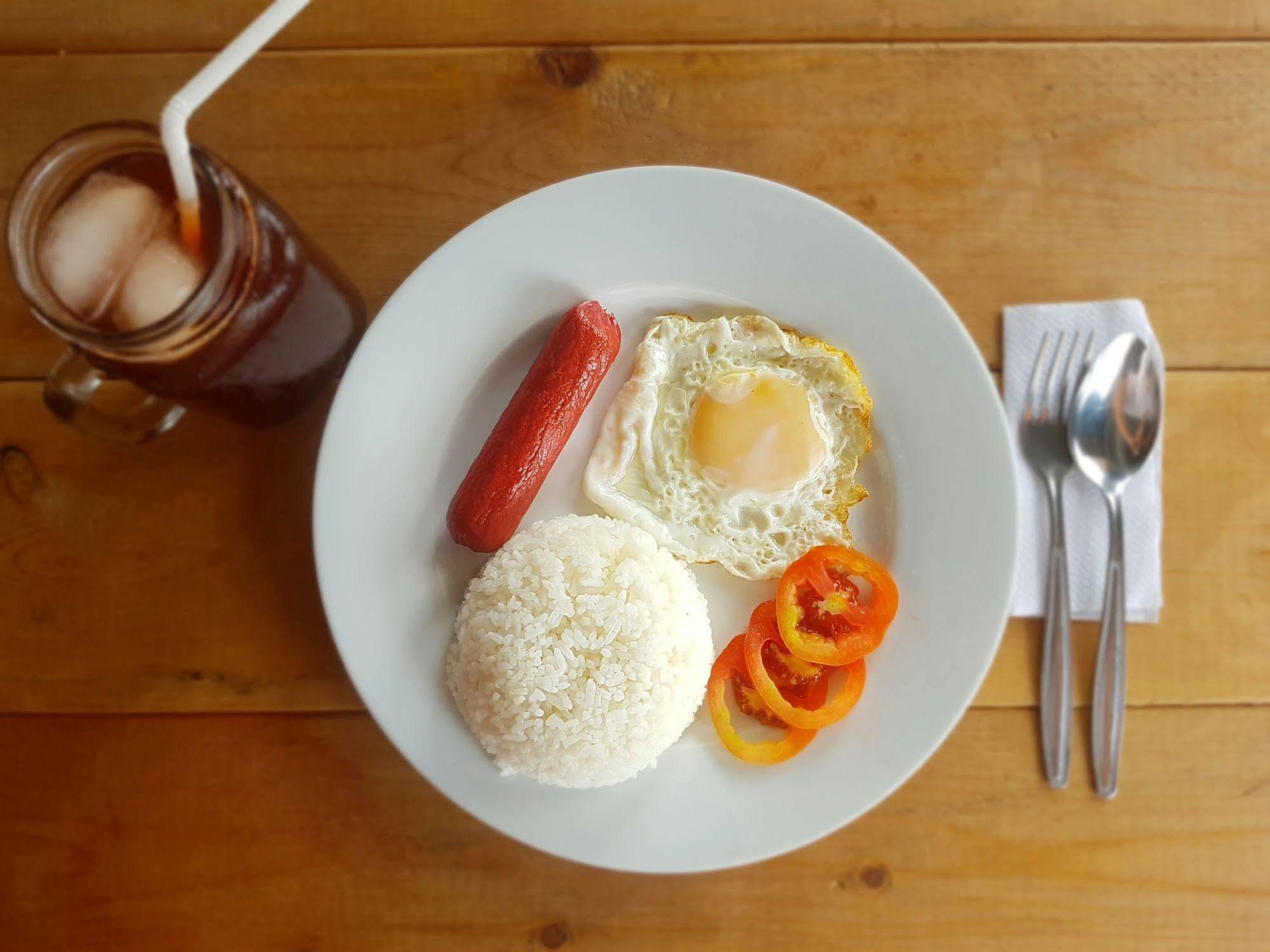 Aliria Bed And Breakfast Tagbilaran City Exterior photo